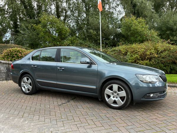 Skoda Superb Saloon, Diesel, 2014, Grey