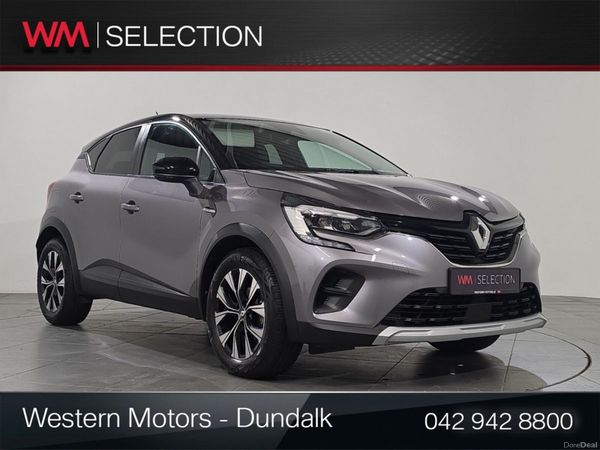 Renault Captur Hatchback, Petrol, 2022, Grey