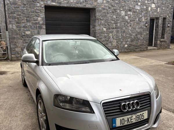 Audi A3 Hatchback, Diesel, 2010, Silver