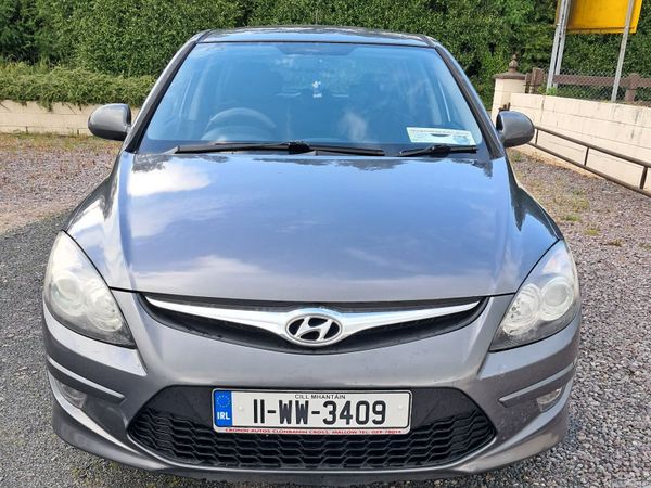 Hyundai i30 Hatchback, Petrol, 2011, Grey