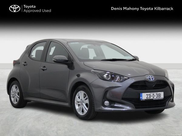 Toyota Yaris Hatchback, Petrol Hybrid, 2023, Grey