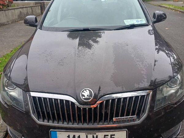 Skoda Superb Saloon, Diesel, 2014, Brown