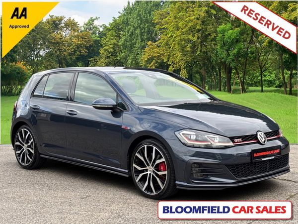 Volkswagen Golf Hatchback, Petrol, 2019, Grey