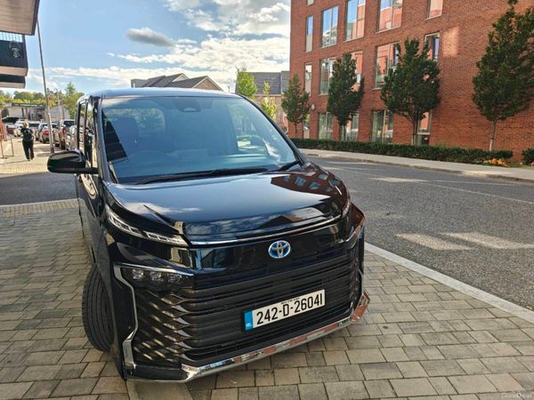 Toyota Voxy MPV, Petrol Hybrid, 2024, Black