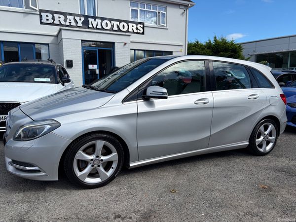 Mercedes-Benz B-Class MPV, Petrol, 2013, Silver