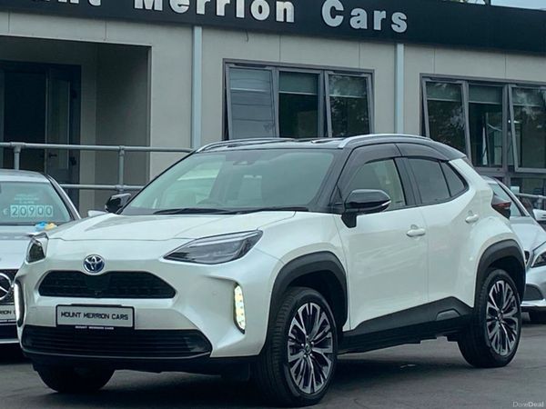 Toyota Yaris Cross Hatchback, Petrol Hybrid, 2021, White