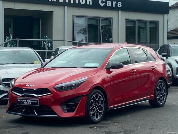 Kia Ceed Hatchback, Diesel, 2023, Red
