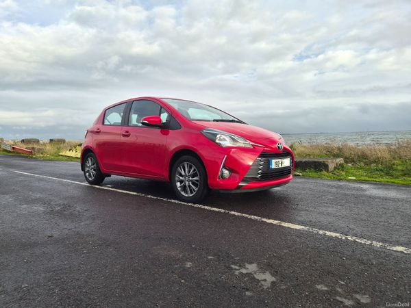 Toyota Yaris MPV, Petrol, 2019, Red