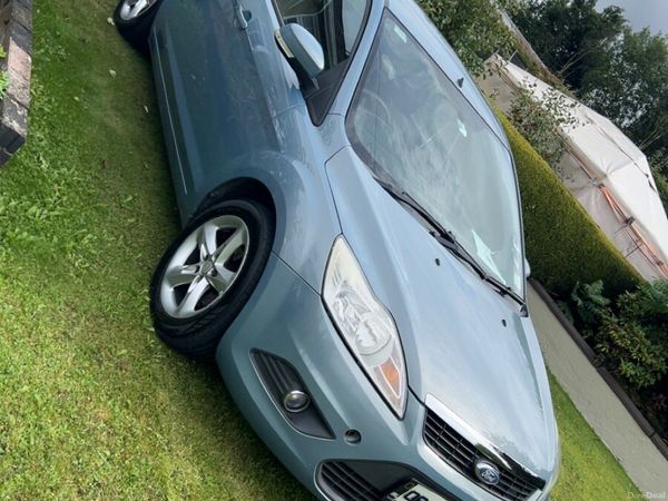 Ford Focus Hatchback, Petrol, 2008, Grey