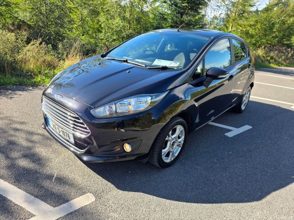 Ford Fiesta Hatchback, Petrol, 2014, Black