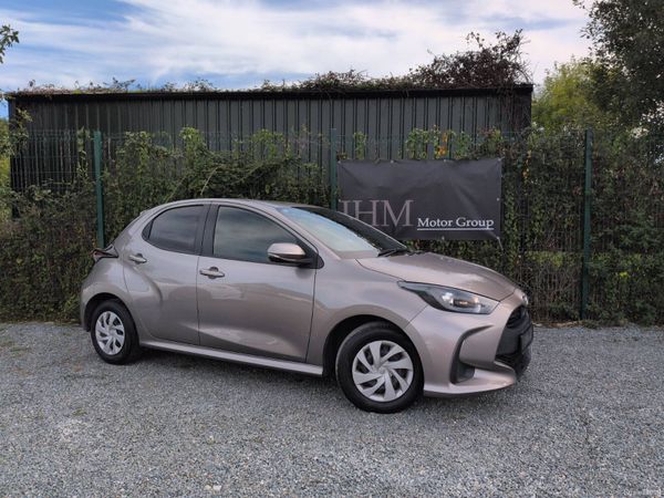 Toyota Yaris Hatchback, Petrol, 2022, Brown