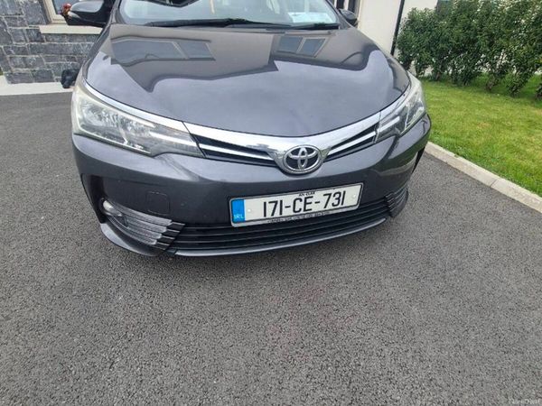Toyota Corolla Saloon, Diesel, 2017, Grey