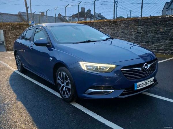 Opel Insignia Hatchback, Diesel, 2020, Blue