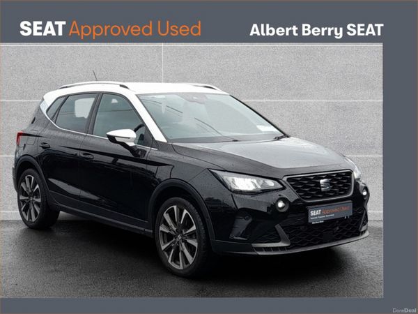 SEAT Arona Hatchback, Petrol, 2024, Black