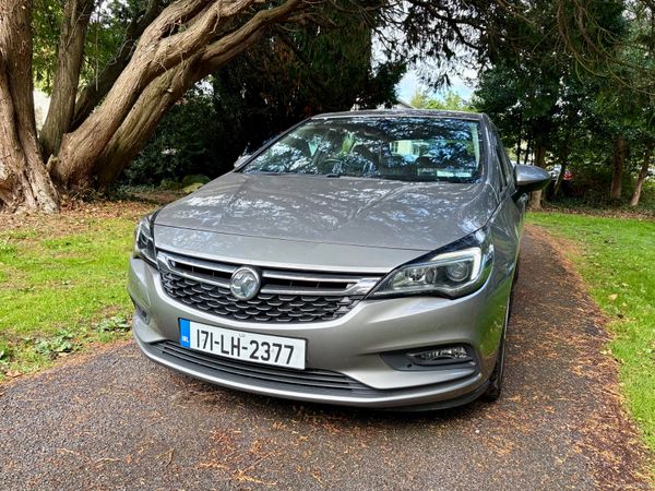 Vauxhall Astra Hatchback, Diesel, 2017, Grey