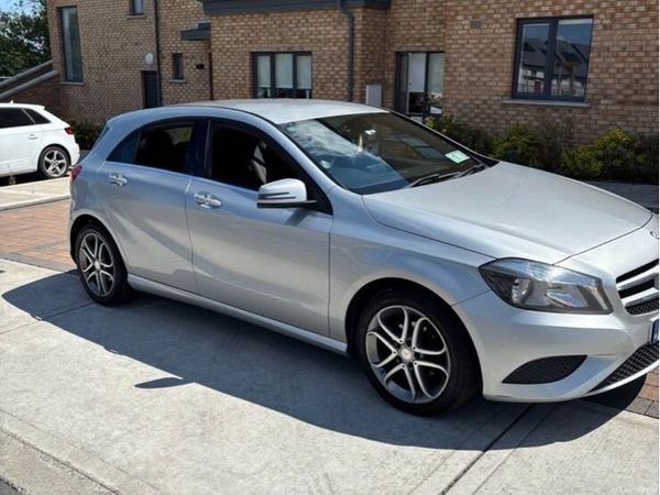Mercedes-Benz A-Class Hatchback, Diesel, 2015, Silver