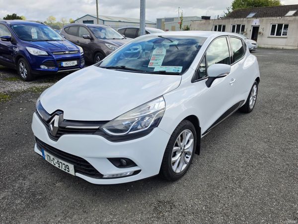 Renault Clio Hatchback, Petrol, 2017, White