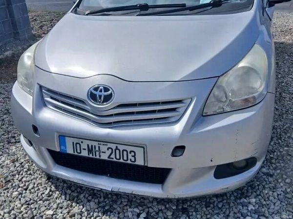 Toyota Verso MPV, Diesel, 2010, Silver