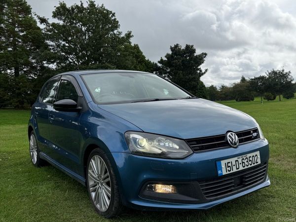 Volkswagen Polo Hatchback, Petrol, 2015, Blue