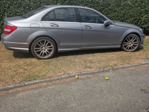 Mercedes-Benz C-Class Saloon, Diesel, 2012, Silver