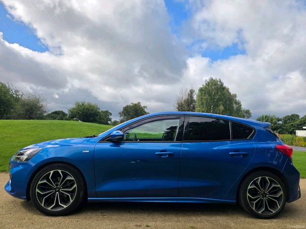 Ford Focus Hatchback, Diesel, 2019, Blue