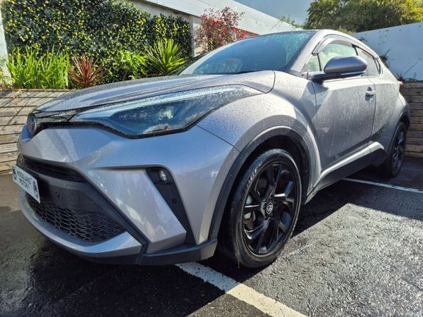 Toyota C-HR SUV, Petrol Hybrid, 2021, Silver