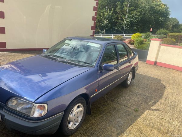 Ford Sierra Hatchback, Petrol, 1992, Blue