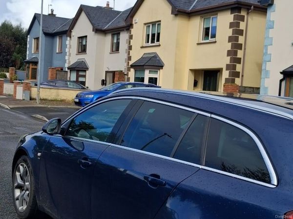 Vauxhall Insignia Estate, Diesel, 2011, Blue