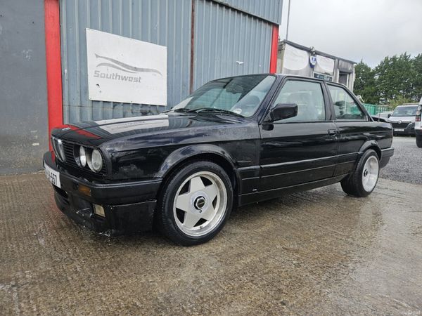 BMW 3-Series Saloon, Petrol, 1988, Black