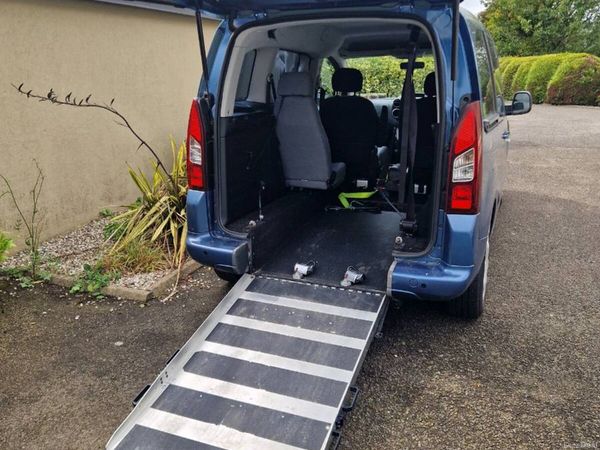 Peugeot Partner Tepee MPV, Diesel, 2013, Blue