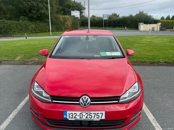 Volkswagen Golf Hatchback, Petrol, 2013, Red