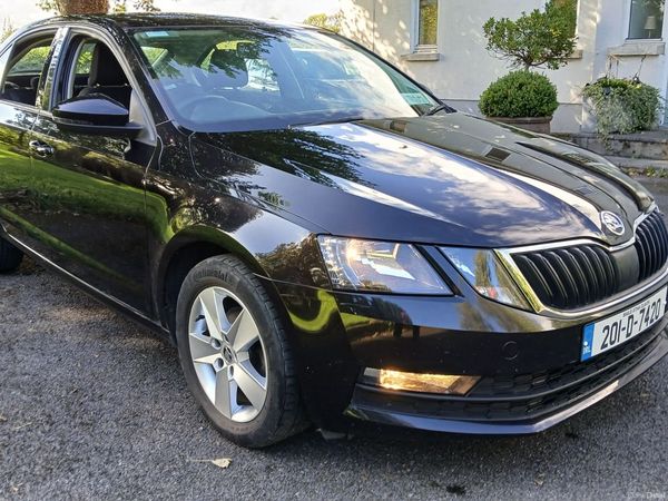Skoda Octavia Saloon, Diesel, 2020, Black