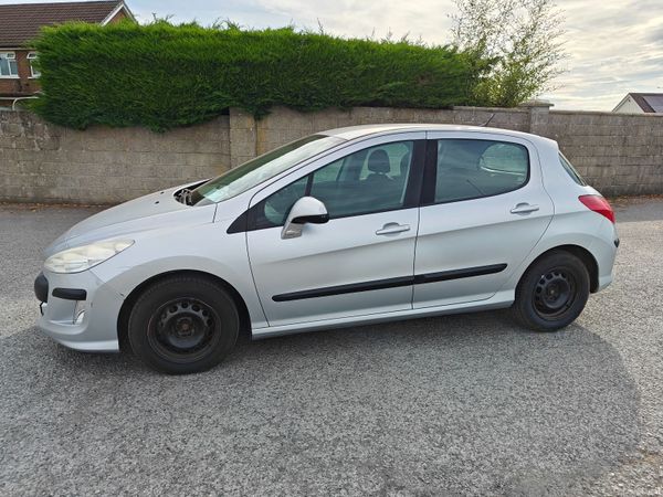 Peugeot 308 Hatchback, Diesel, 2009, Silver