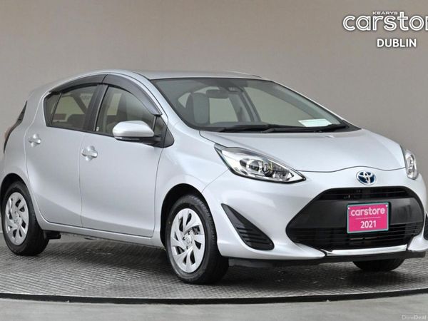 Toyota Aqua Hatchback, Petrol Hybrid, 2021, Silver