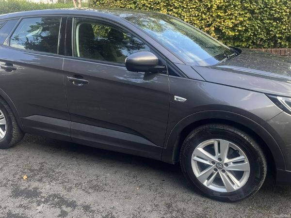 Opel Grandland X SUV, Petrol, 2020, Grey