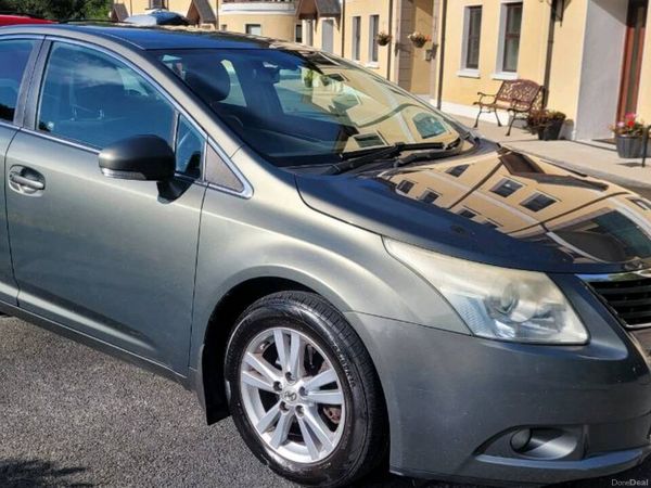 Toyota Avensis Saloon, Diesel, 2010, Green