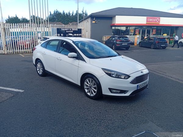 Ford Focus Saloon, Diesel, 2015, White