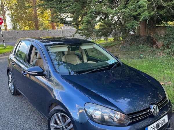 Volkswagen Golf Hatchback, Petrol, 2009, Blue