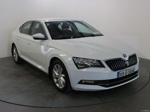 Skoda Superb Hatchback, Diesel, 2017, White