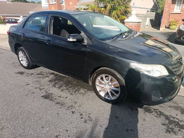 Toyota Corolla Saloon, Diesel, 2013, Black