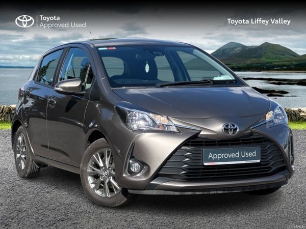 Toyota Yaris Hatchback, Petrol, 2019, Bronze