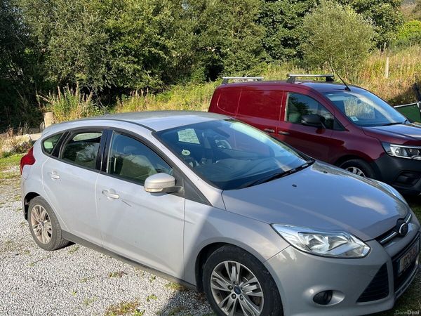 Ford Focus Hatchback, Diesel, 2013, Grey
