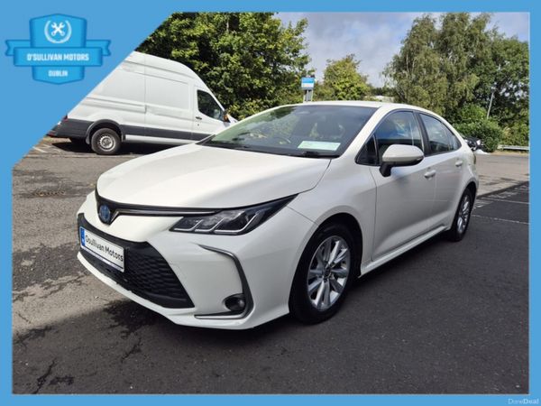Toyota Corolla Saloon, Petrol Hybrid, 2023, White