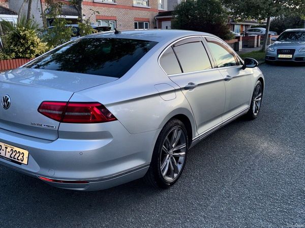 Volkswagen Passat Saloon, Diesel, 2015, Silver