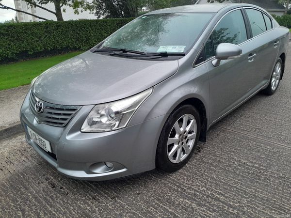 Toyota Avensis Saloon, Diesel, 2011, Grey