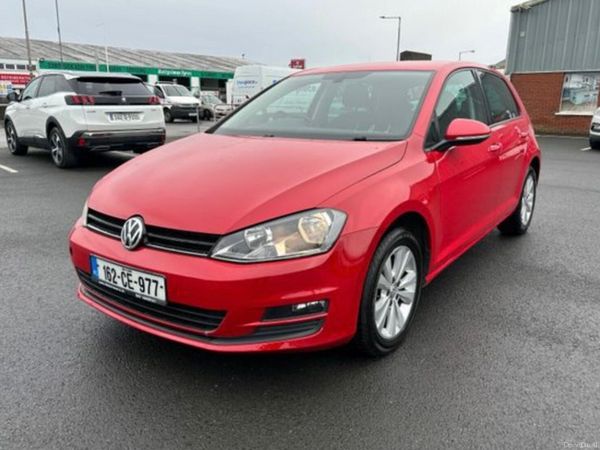 Volkswagen Golf Estate, Petrol, 2016, Red