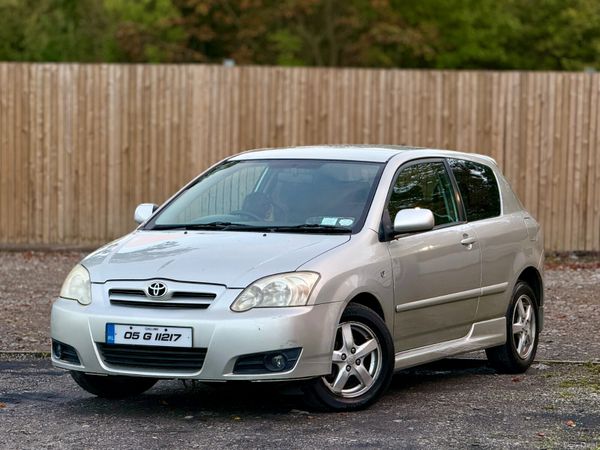 Toyota Corolla Hatchback, Petrol, 2005, Silver