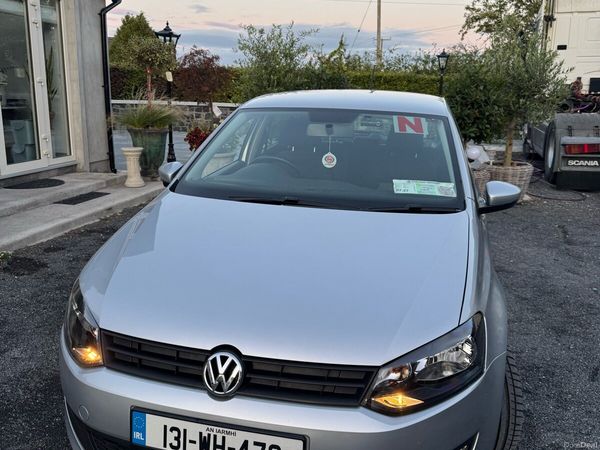 Volkswagen Polo Hatchback, Petrol, 2013, Silver