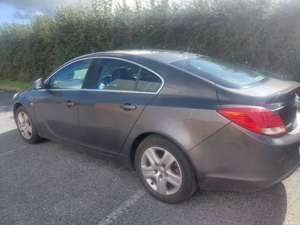 Vauxhall Insignia Hatchback, Diesel, 2012, Grey