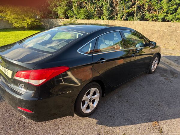 Hyundai i40 Saloon, Diesel, 2014, Black